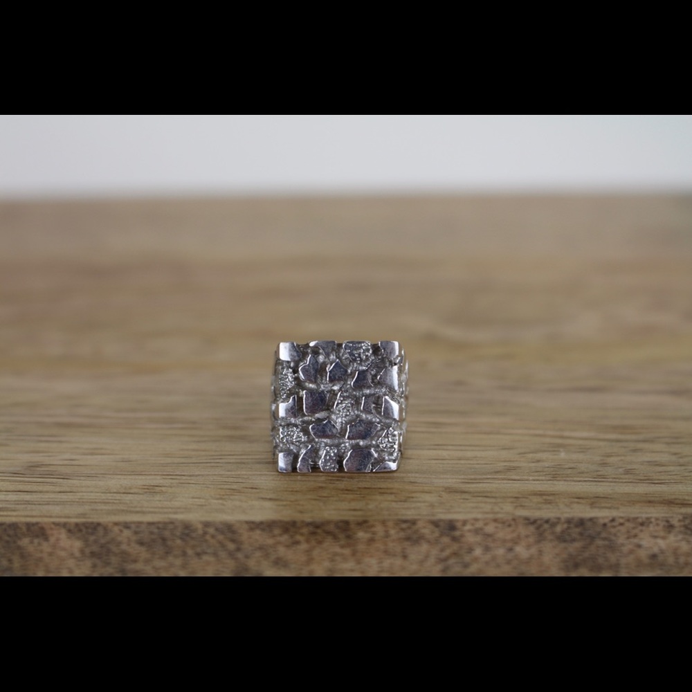 Men’s Nugget Ring Size 9